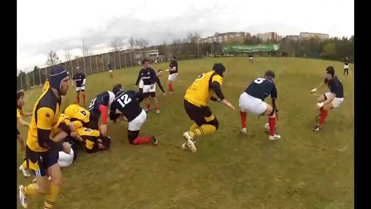 Ce moment gênant où tu plaques ton propre coéquipier