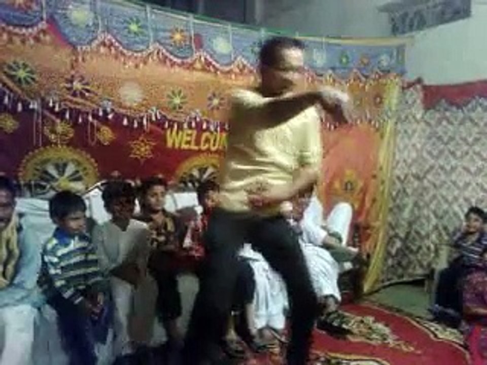 zara sa zara sa dance (chauhans @ mansoories)