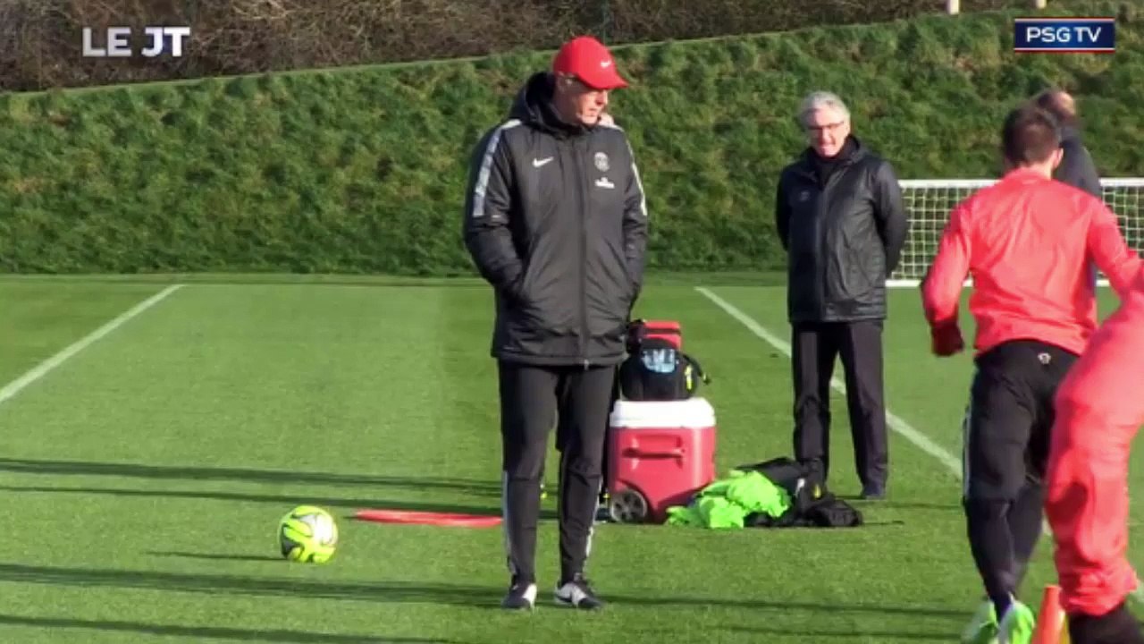 «Charlie Hebdo»: Le PSG a observé une minute de silence