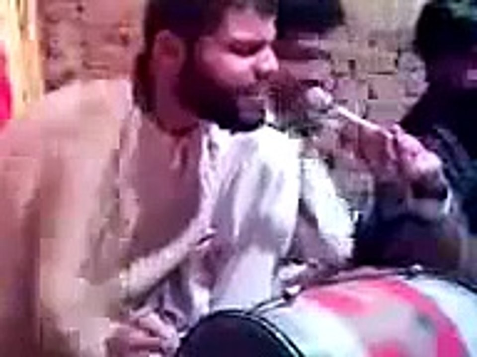 Blined man very nice copy alka yagnik songs 2015