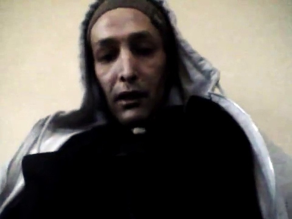 SAIF ALA. le frapadingue clash un vieux schnok qui était un caide à l'époque déliote ness  donc en 1930