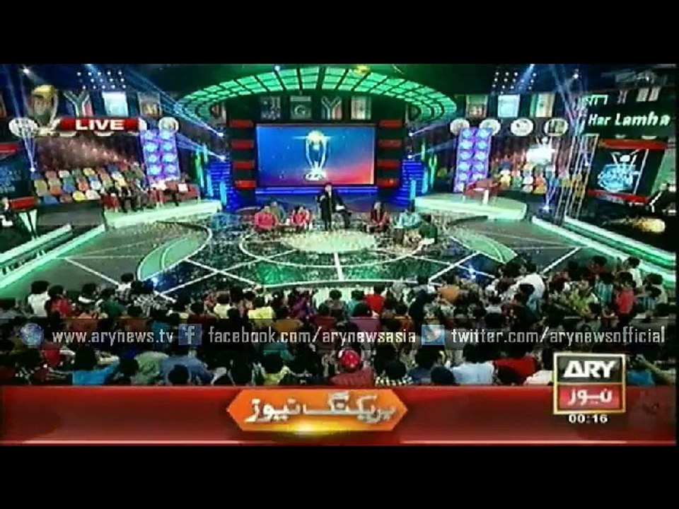 Umer Shareef Announces His New Show