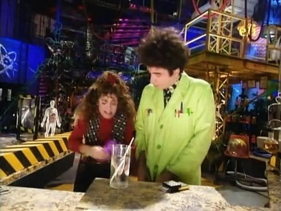 1x09 - Refraction, Attraction & Beakmania