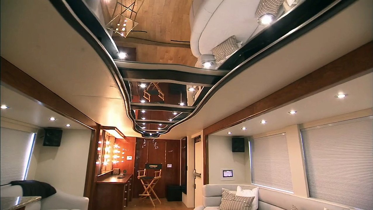 Extreme RVs | Travel Channel Asia