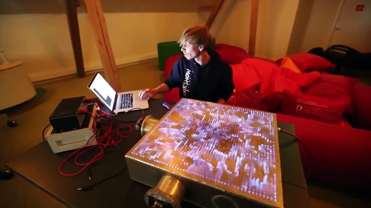 Veritasium on How Not To Be An Ignorant Idiot _ What's Trending Exclusive