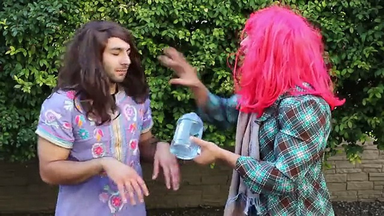 THE DIFFERENCE BETWEEN BOYS AND GIRLS!_