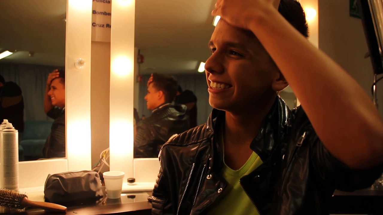 Maykel los invita al micrositio de Factor X Kids