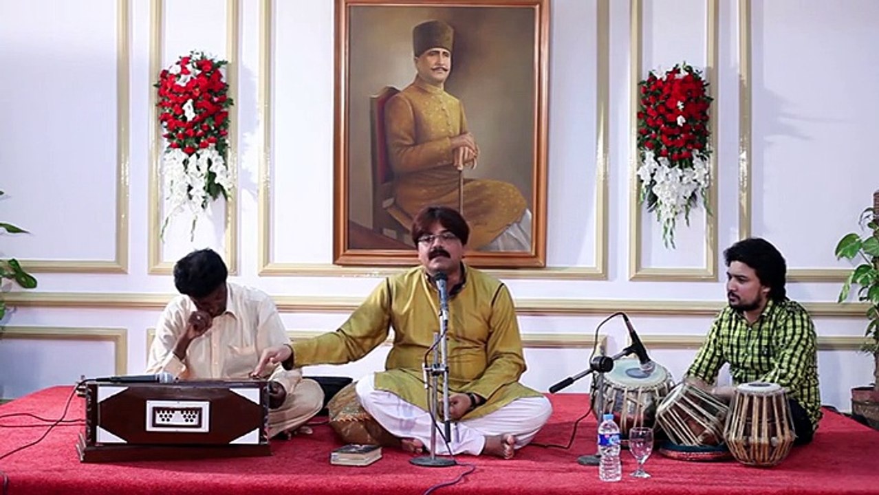 Farishtay Adam Ko Jannat Say Rukhsat Kartay Hain