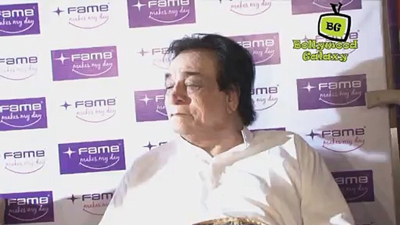 kader khan