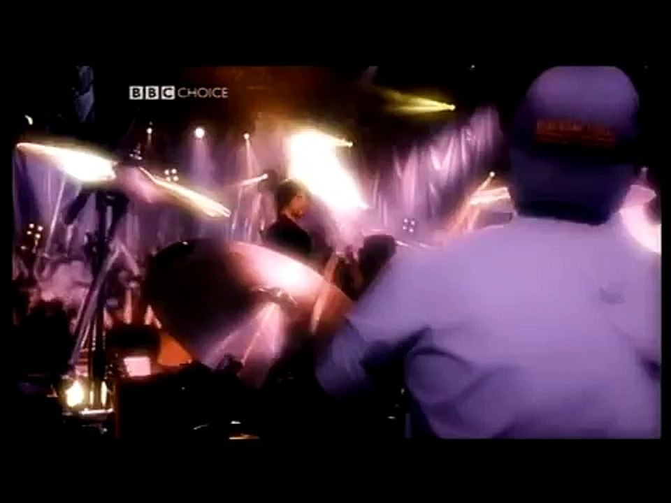 Jamiroquai - love foolosophy (Live Acoustic)