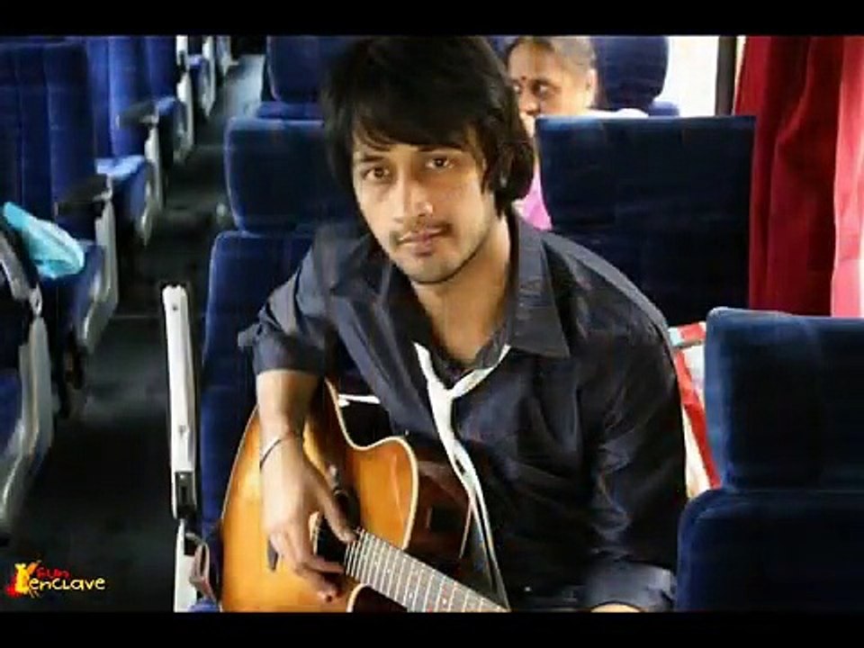 Atif Aslam singing old songs