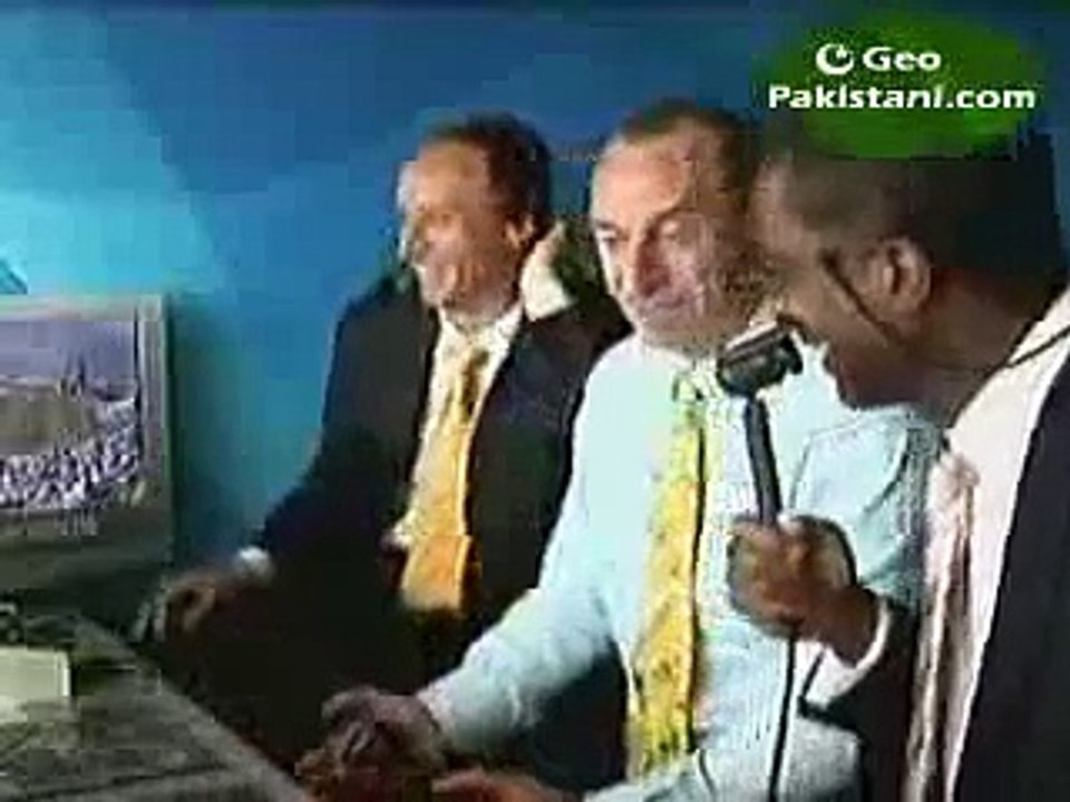 Cricket Funny moments David Lloyd and Mike Holding