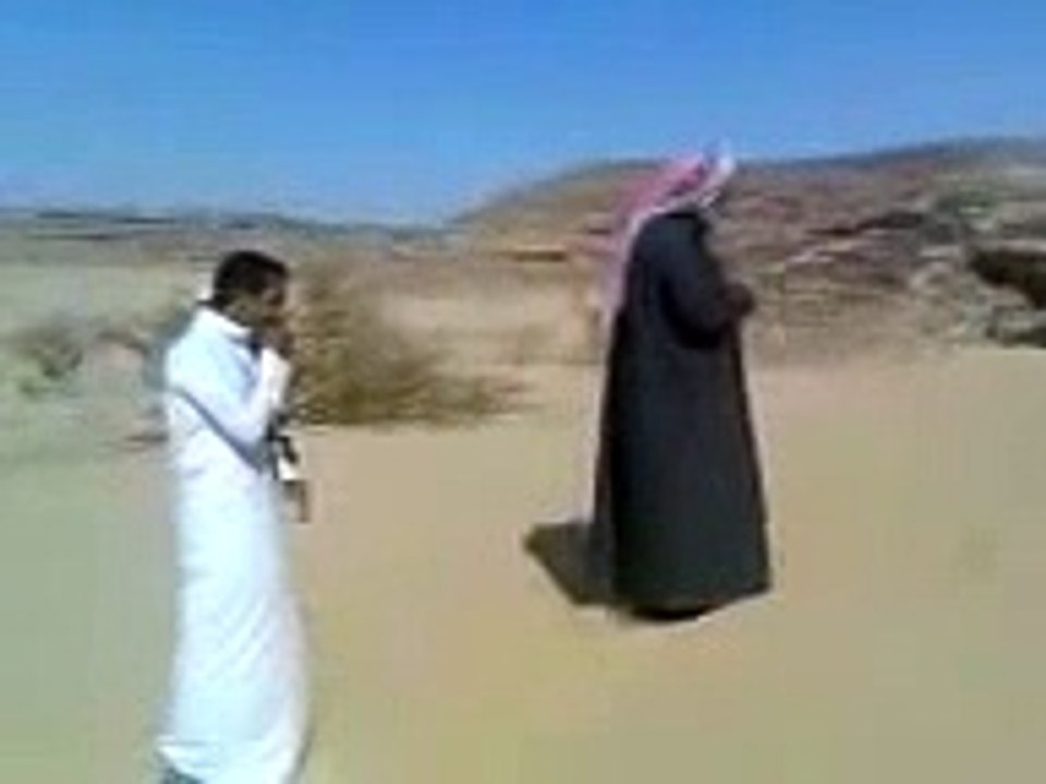 مقاطع مضحكة