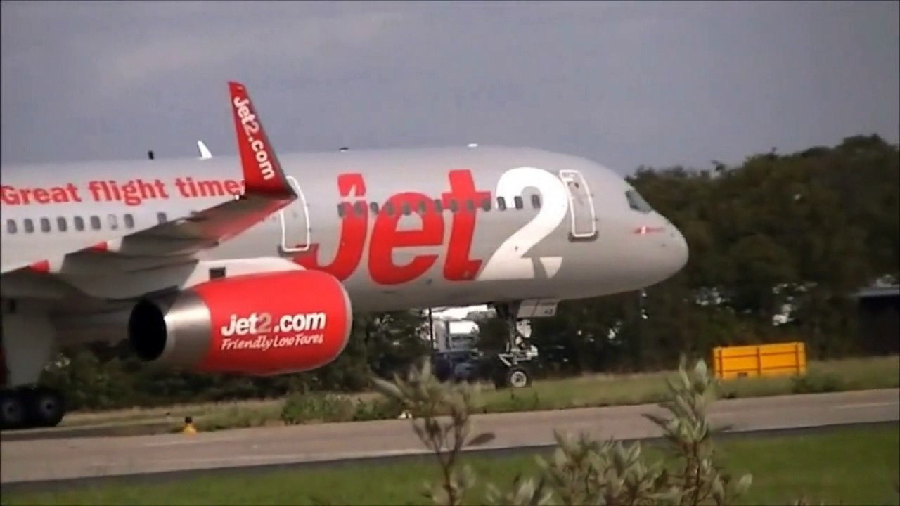 Jet 2 Aircraft at Leeds/Bradford Airport ✈️