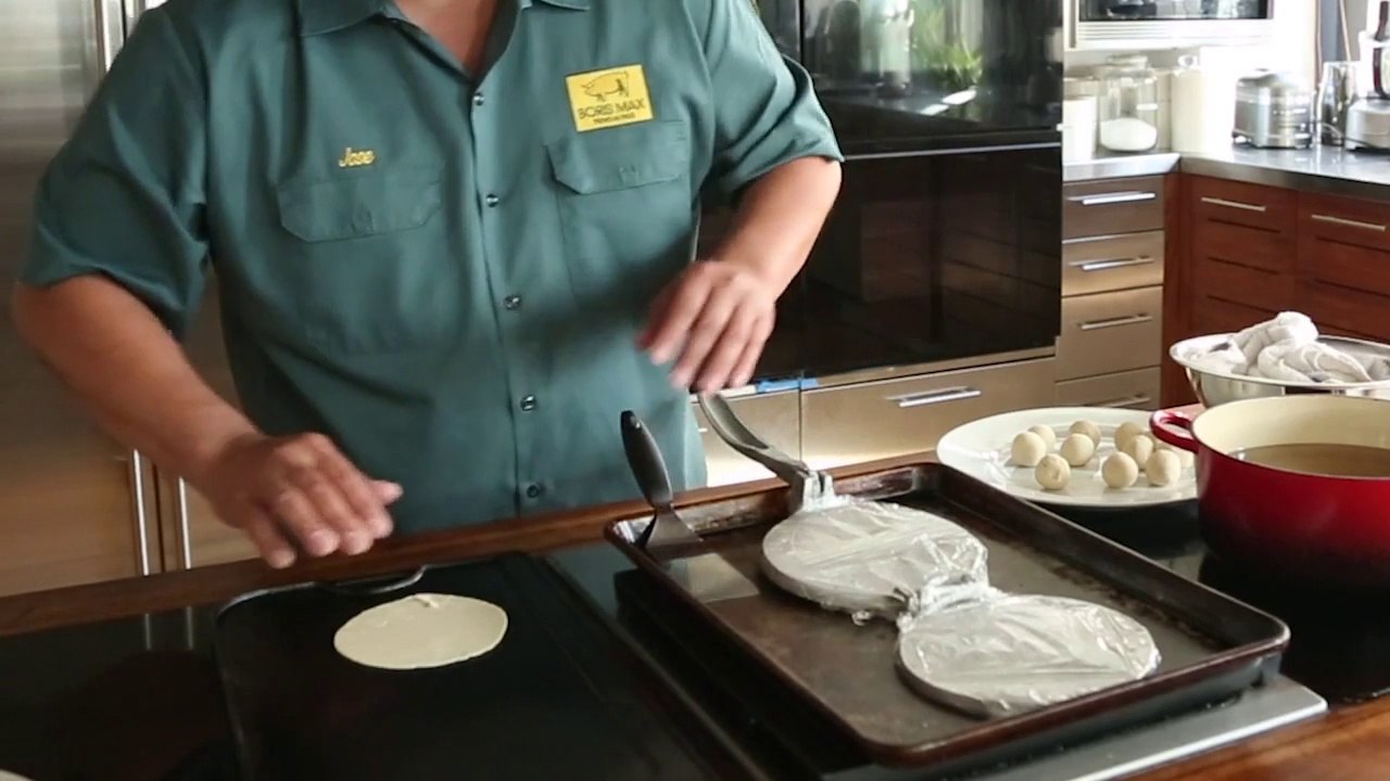 How to Make Tortillas from Scratch
