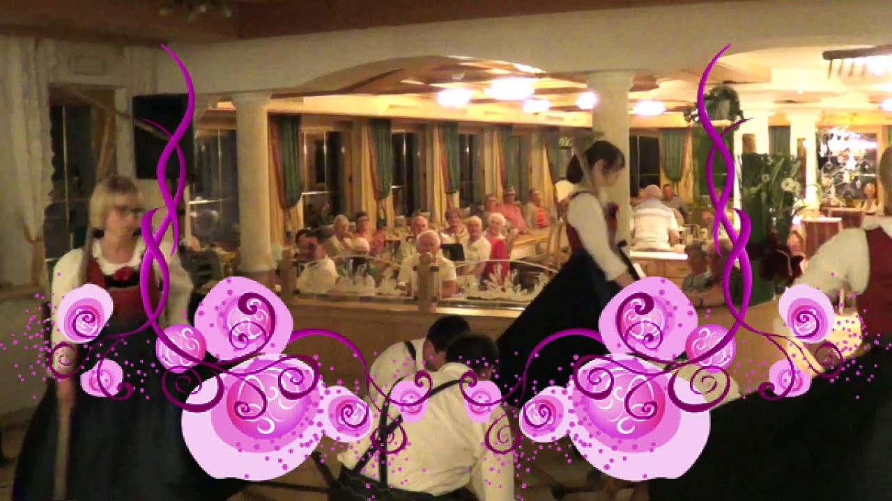 Wildschönau Schuhplattler Gruppe Sonnwendler Suite