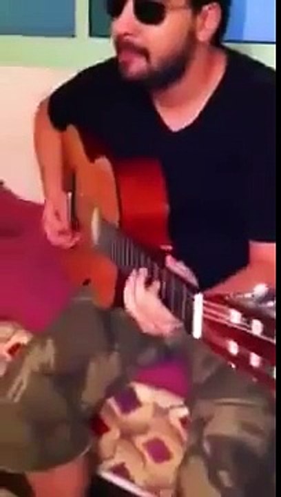 Eko-WAKA WAKA "SHAKIRA"