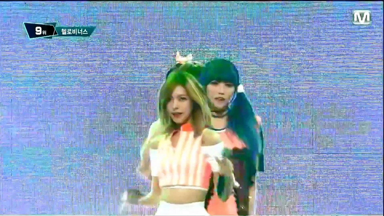 HELLOVENUS Performs 'I'm Ill' on M Countdown (August 15, 2020)