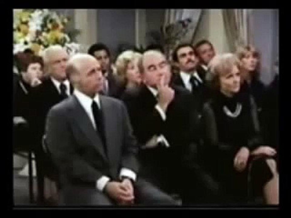 Mary Tyler Moore at Chuckles the Clown's Funeral