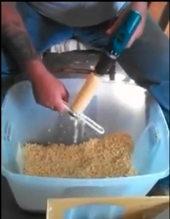 New and Easy way to Shuck the Corn