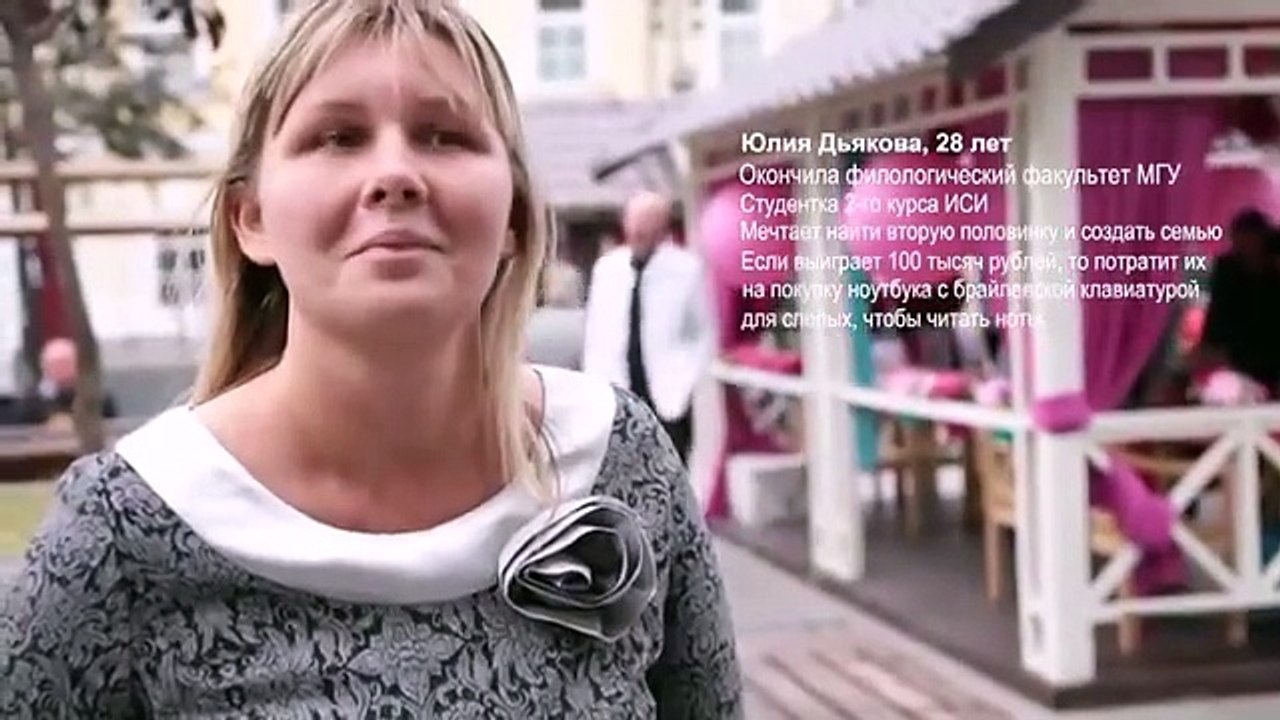 СЛЕПАЯ ПЕВИЦА У МЕТРО!