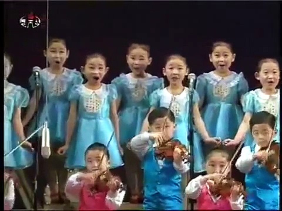 Детский хор из КНДР
