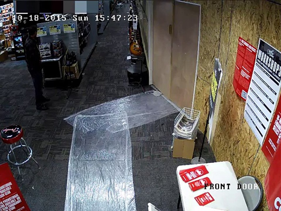 Guitar Center Guitar Thief