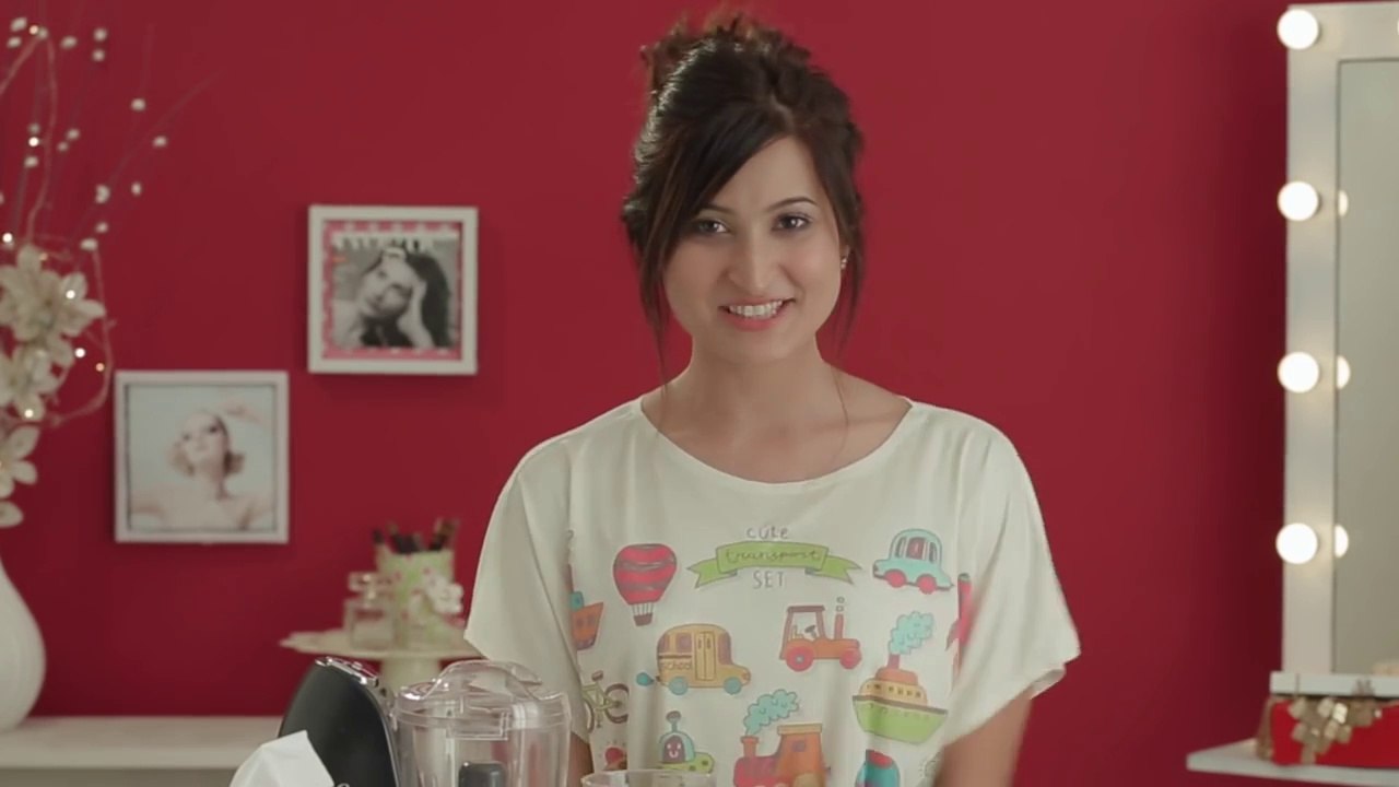 2 SKIN CARE SECRETS OF BOLLYWOOD CELEBRETIES