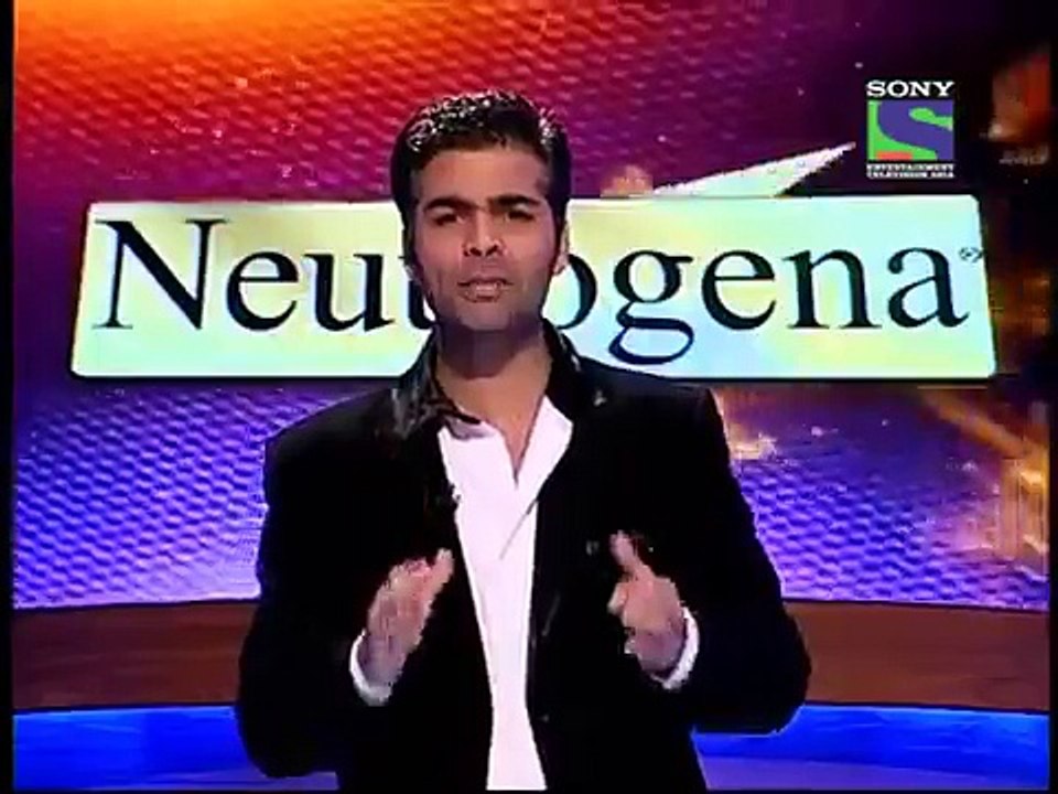 Hrithiks cute entry#Hrithik Roshan