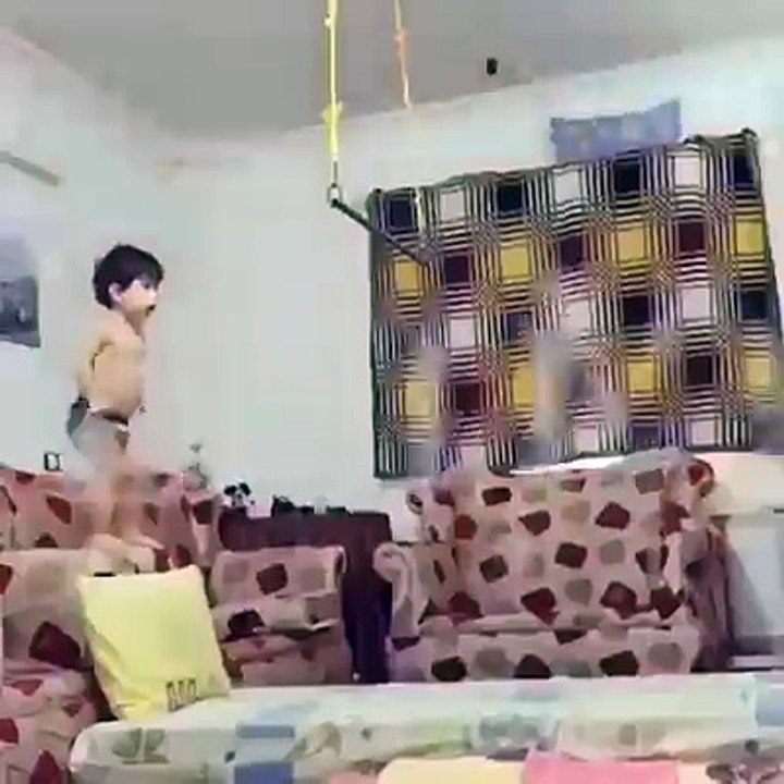 طفل رياضي خطير - Child athlete seriously