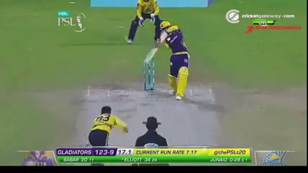 eliott slap junaid khan