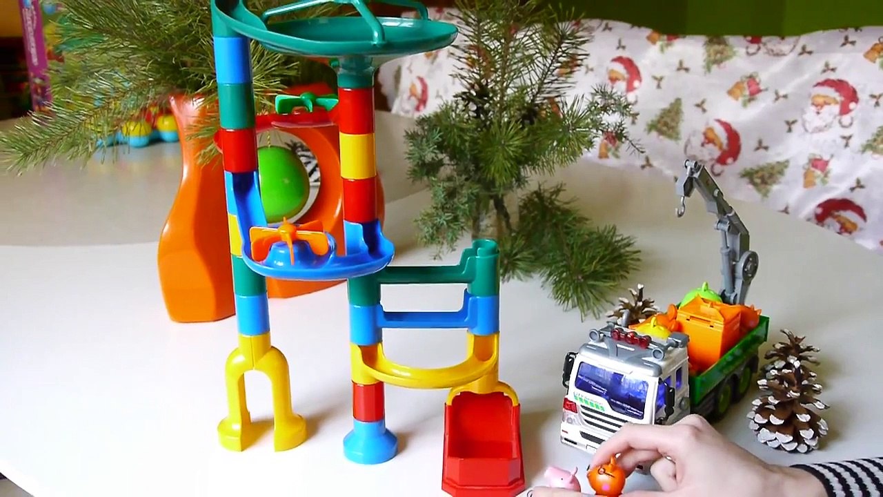 Розвиваючі мультики для дітей українською. Рахуємо. Свинка Пепа з друзями запускають кульки