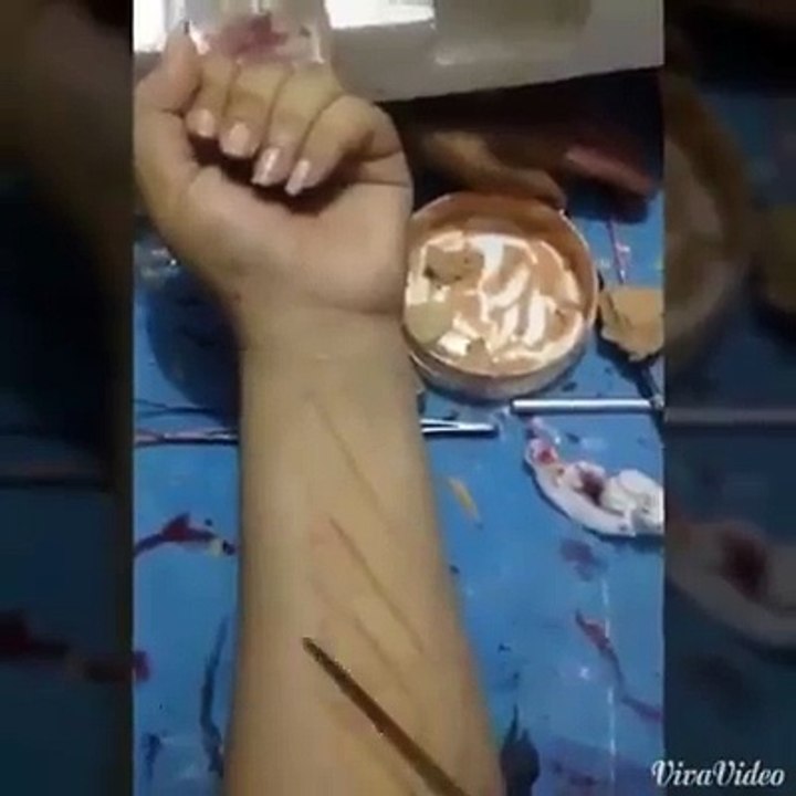 How to make injuries in films & dramas....