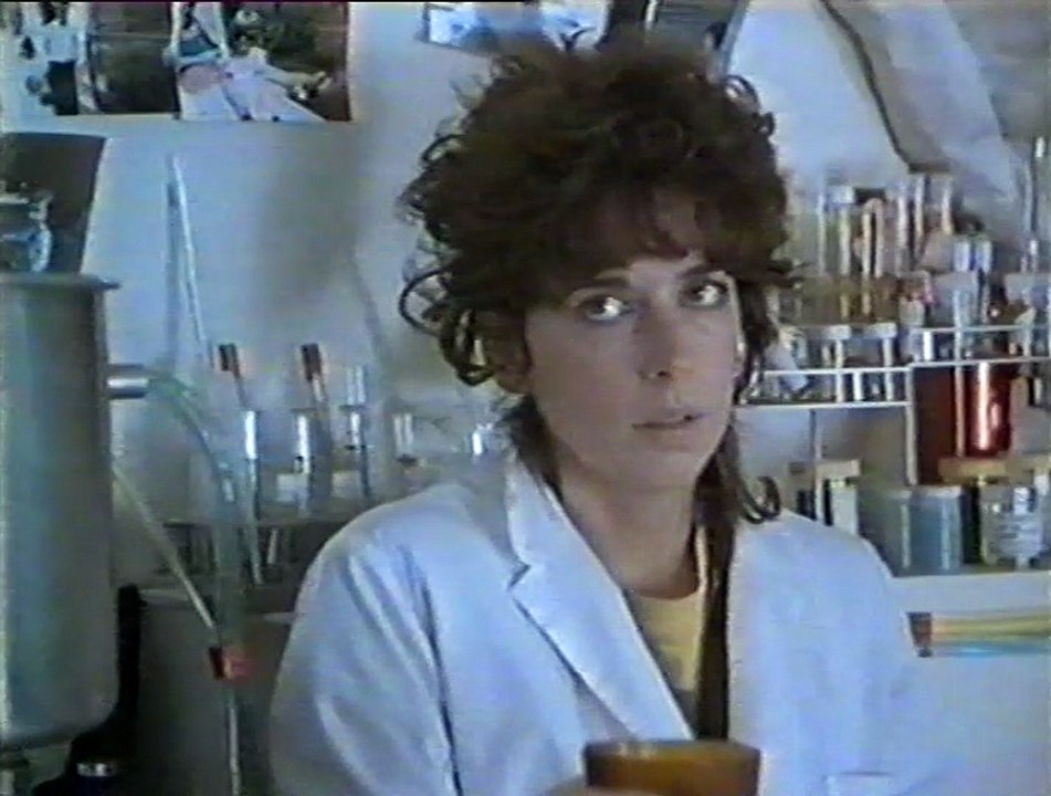 Def-con 4 (1985) - VHSRip - Rychlodabing