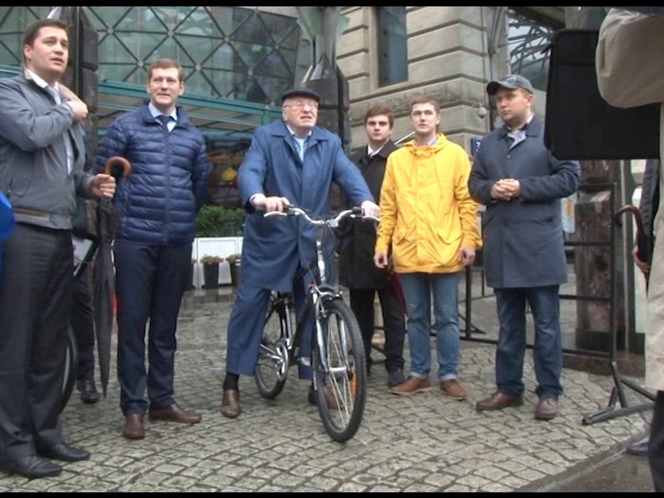 Езда на велосипеде на работу