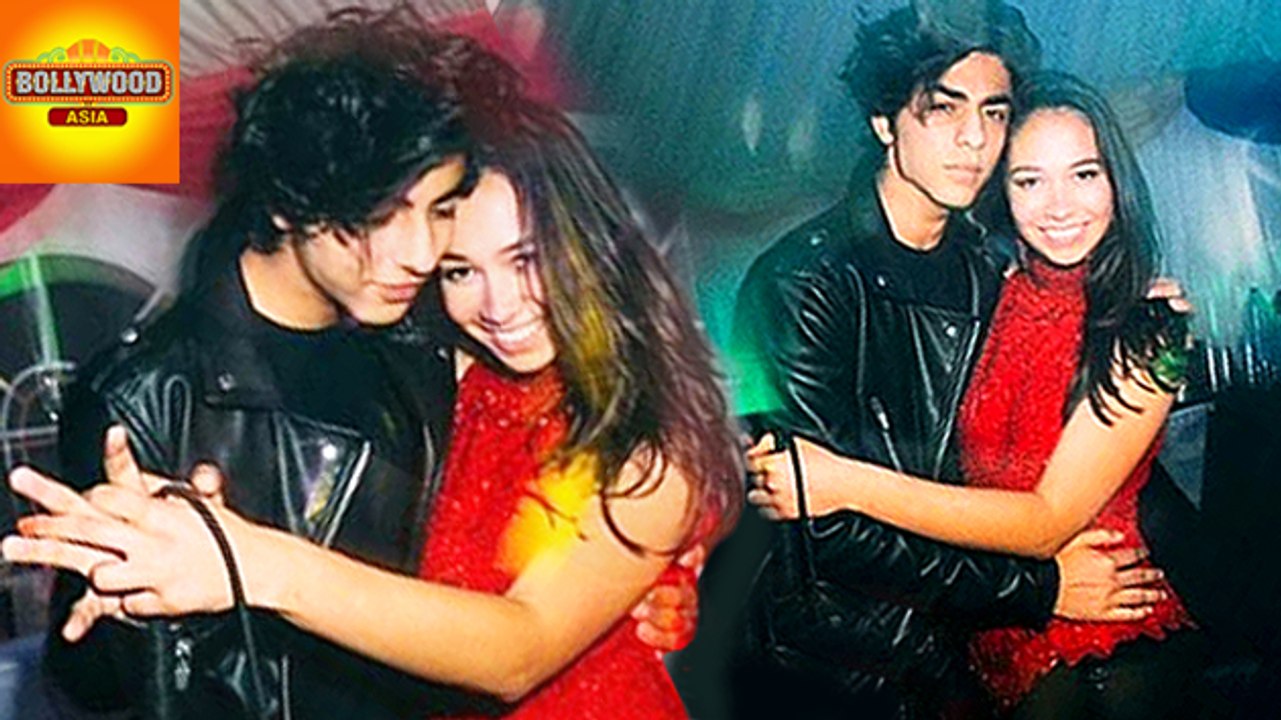 Shahrukh Khan Son Aryan Khan Getting Cozy With Mystery Girl | Bollywood Asia