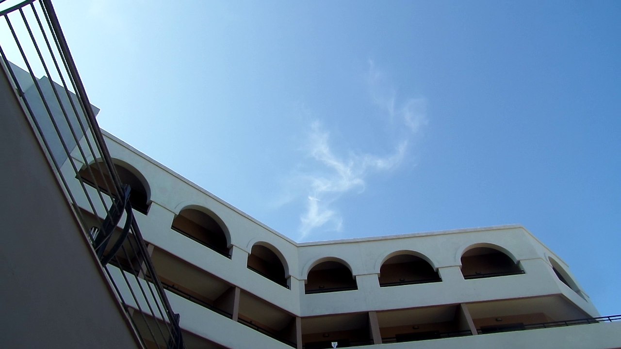 Uncovering the Mysterious Chemical Cloud at Radisson Blue Resort, Malta 🌥️