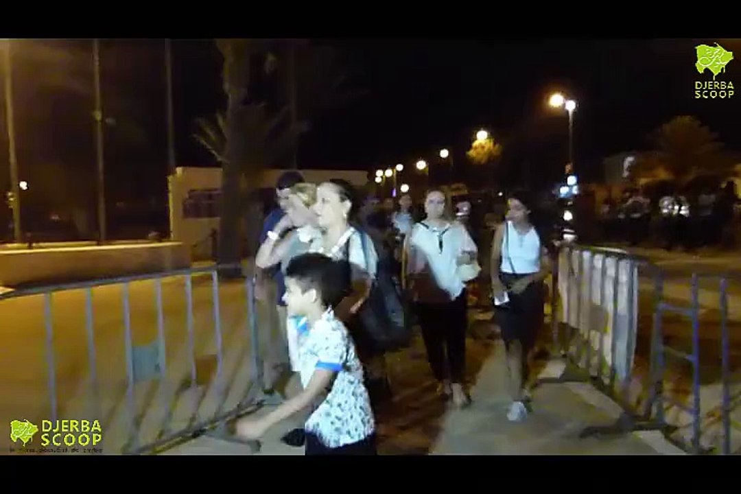 لطفي لعبدلي في جربة فلوق ضحك ههههههه