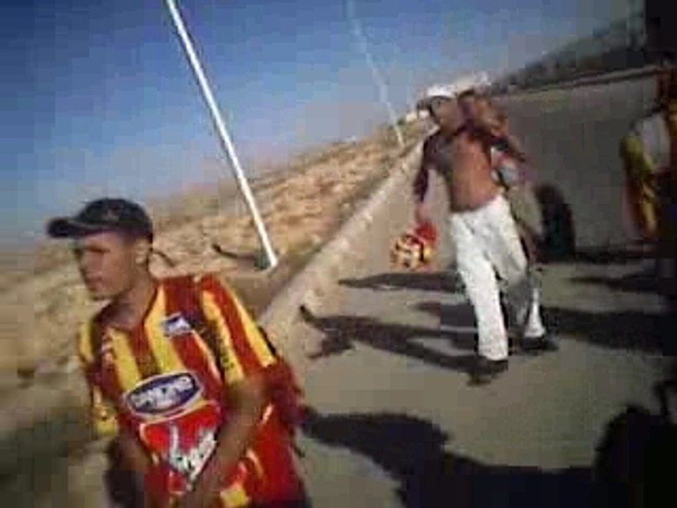 ma3andou wélou ki yrou7 ydeplacé