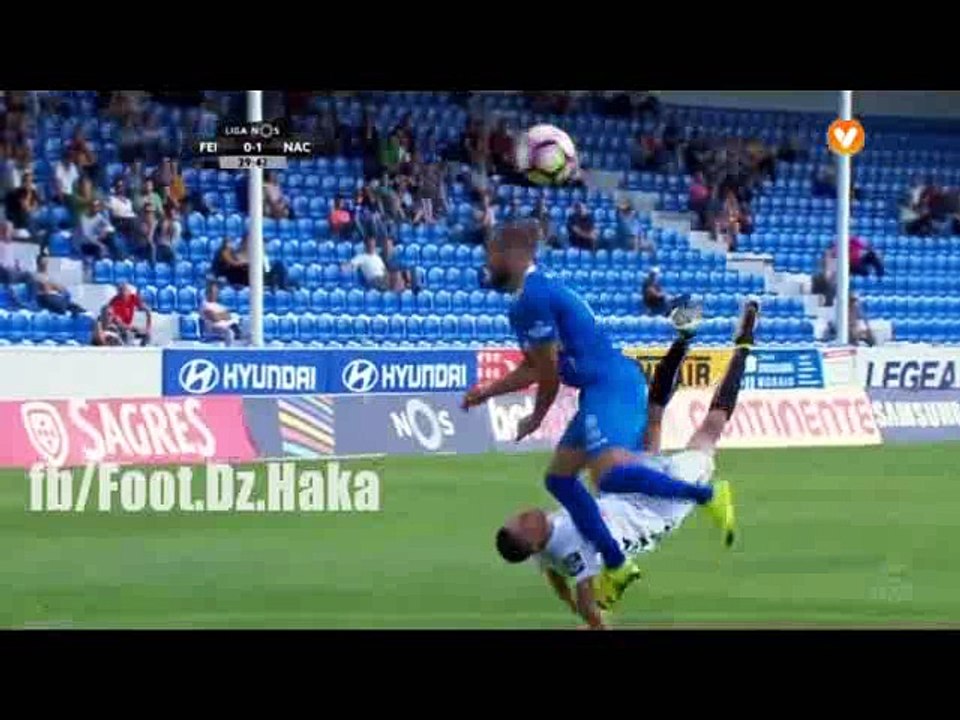 Magnifique Hat-trick d'Okacha Hamzaoui