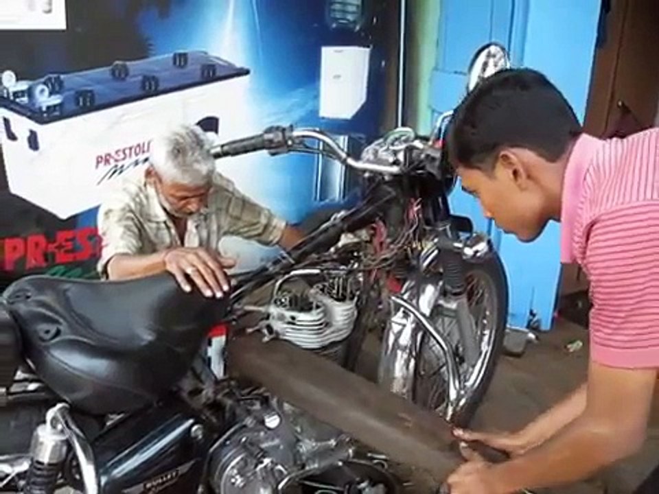 Royal enfield bullet engine disassembly