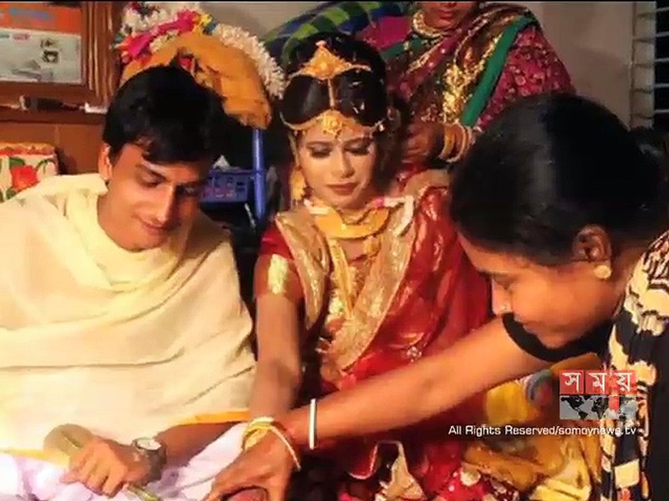 মানিকগঞ্জে গৃহবধূকে কুপিয়ে হত্যা