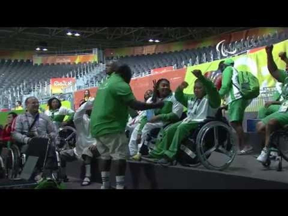 Powerlifting | OMOLAYO Bose World Record | Womens’s -79kg | Rio 2016 Paralympic Games