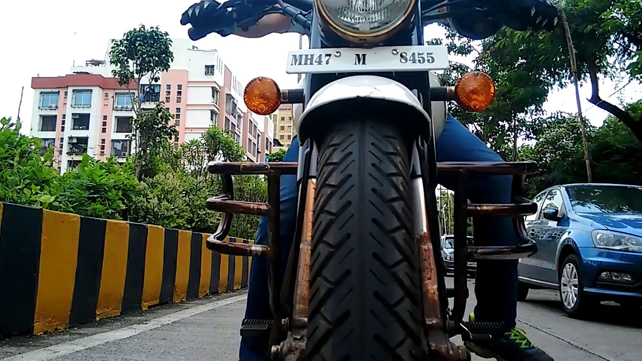 1962 Royal enfield bullet thump