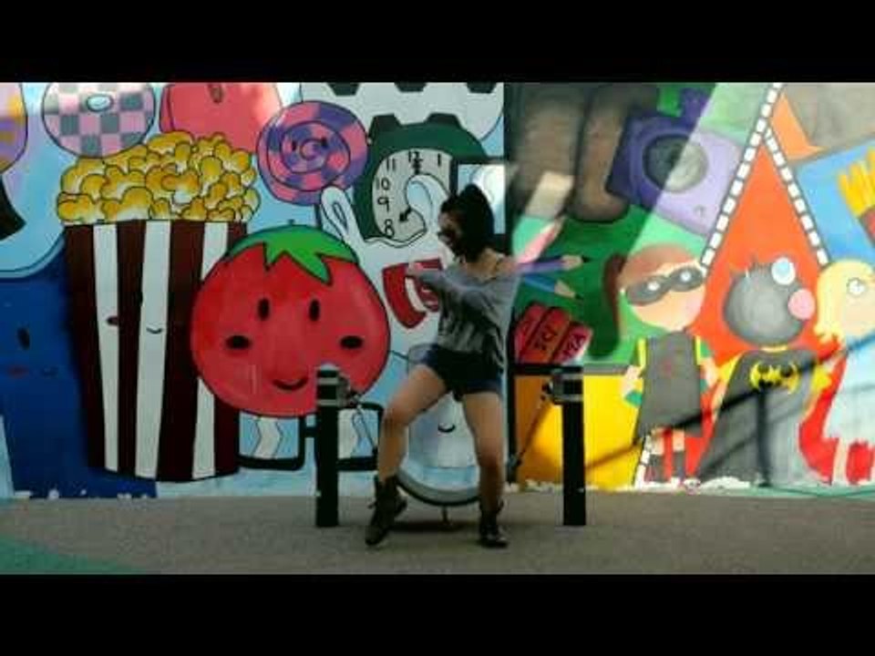 Bloopers: Gamers vs Non-gamers