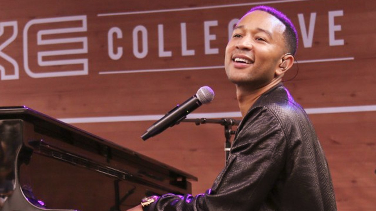 John Legend Emotional Performance Of ‘All Of Me’ at The BBC Music Awards