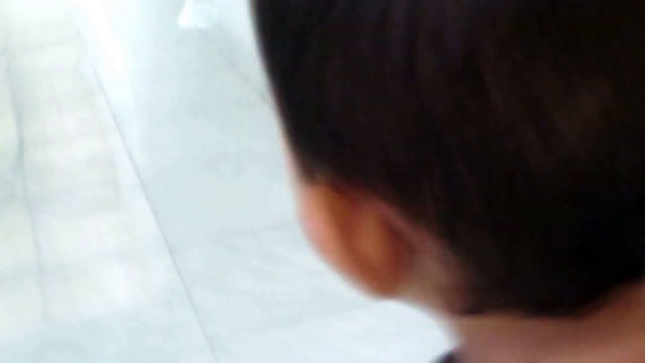 Adelio Lari-lari di lorong rumah sakit