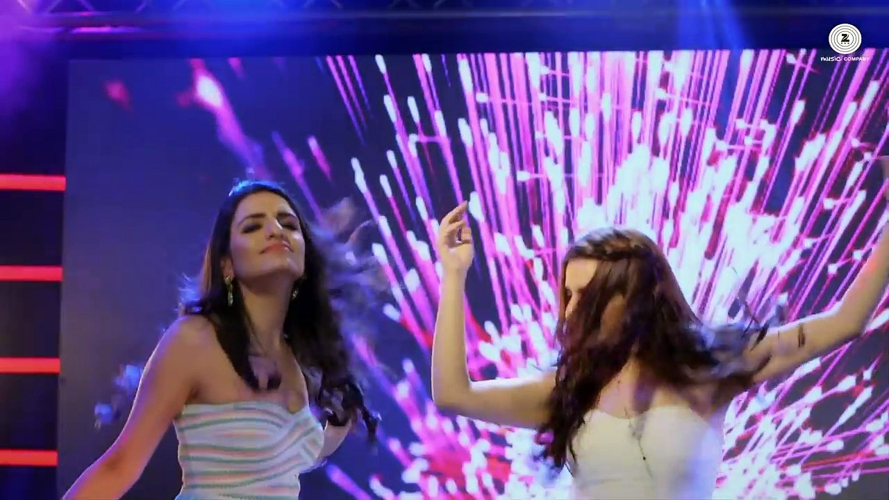 Dariya - Baar Baar Dekho . studio play.