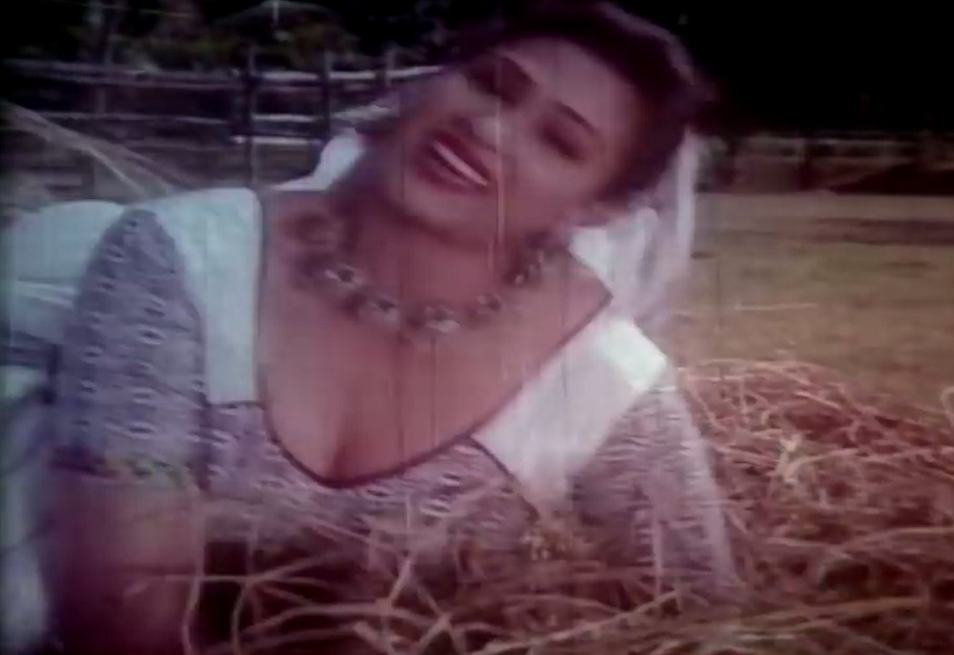 Bangla Song || জানুয়ারি ফেব্রুয়ারি -Popy (পপি) - Bangla Movie Song