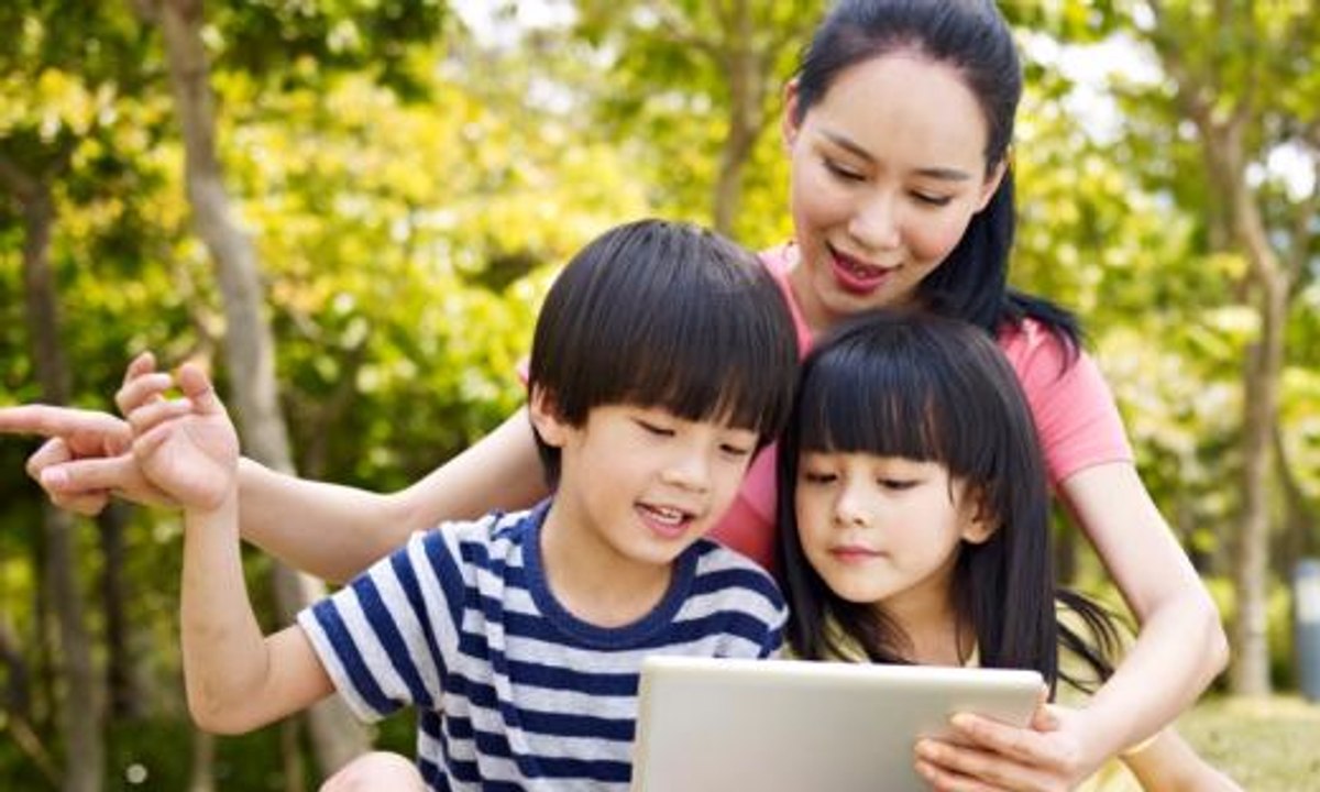 Orang Tua Sebagai Sahabat